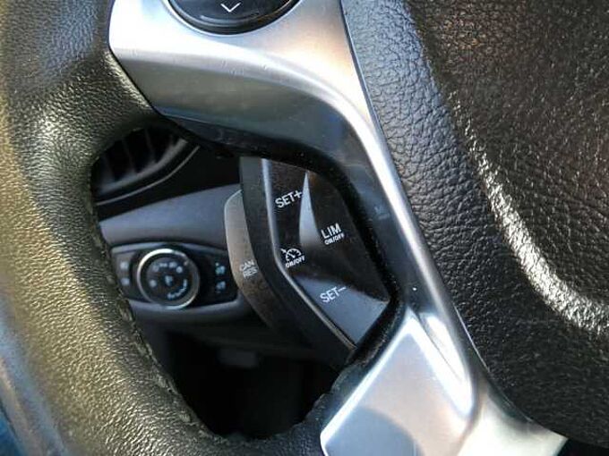 Ford Tourneo Connect 1.6 TDCi 95pk L2 7pl Limited Pano Trekhaak '15 (56037)