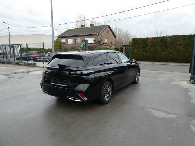 Peugeot 308 Break 1.2 i benzine 130pk Allure Luxe '24 24000km (23176)