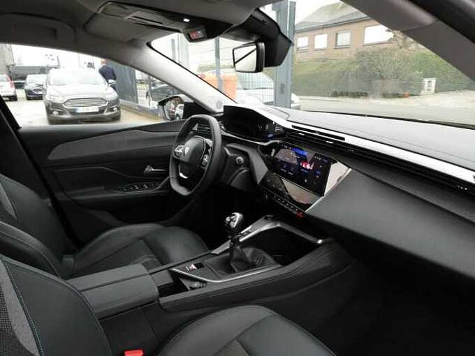 Peugeot 308 Break 1.2 i benzine 130pk Allure Luxe '24 24000km (23176)