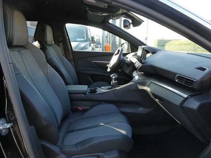 Peugeot 5008 1.2 i 130pk 7 plaatsen Allure Camera ACC BLIS '24 27000km (09545)