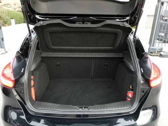 Ford Focus ST ST2 2.0 i Ecoboost 250pk Recaro Black Edition '17 101000km (28276)