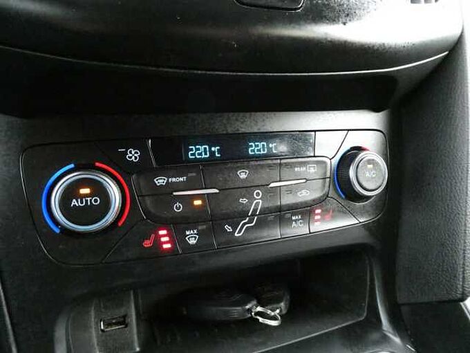 Ford Focus ST ST2 2.0 i Ecoboost 250pk Recaro Black Edition '17 101000km (28276)