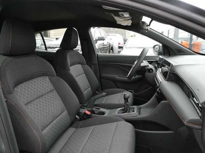 MG MG3 1.5 i 115pk Comfort stockwagen 09/2025 18km (72207)