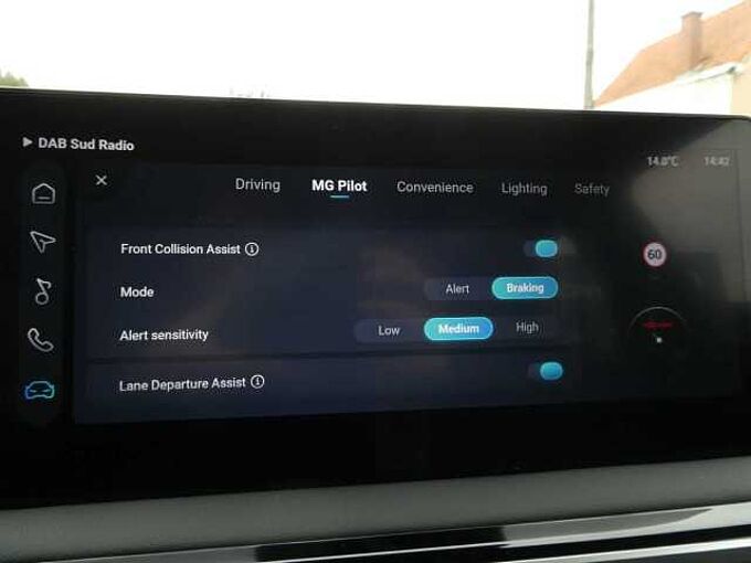 MG MG3 1.5 i 115pk Comfort stockwagen 09/2025 18km (72207)