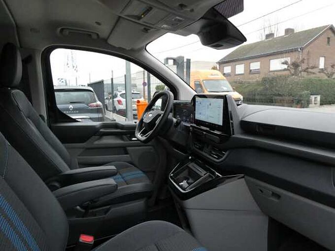 Ford Transit Custom L2 Multi-Use SPORT 5pl 2.5 i PHEV 233pk Automaat STOCK (36443)