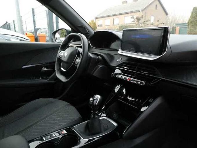 Peugeot 2008 1.2 i benzine 100pk Allure 360° Camera BLIS ACC '25 28000km (48514)