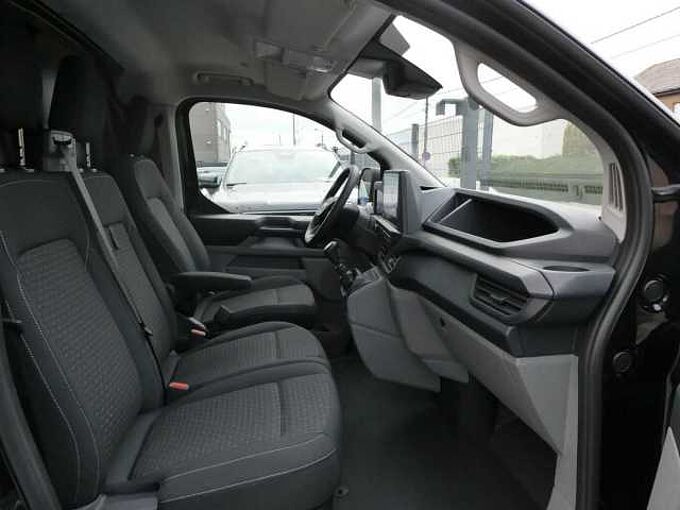 Ford Transit Custom 320L L2 2.0 TDCi 136pk 3pl Trend Luxe Trekhaak STOCK (83617)