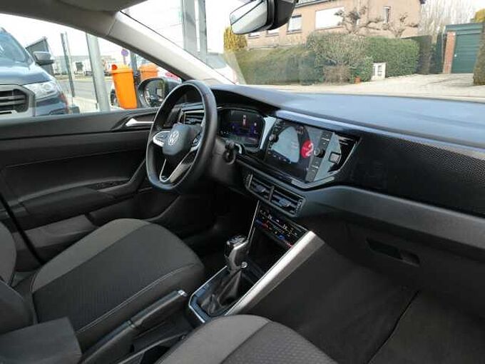 Volkswagen Taigo 1.0 TSi 115pk Automaat Business Luxe '25 25000km (31756)