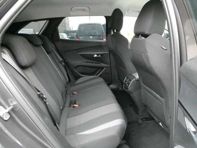 Peugeot 3008 1.2 i benzine 130pk Automaat STYLE Camera '22 41000km (60542)