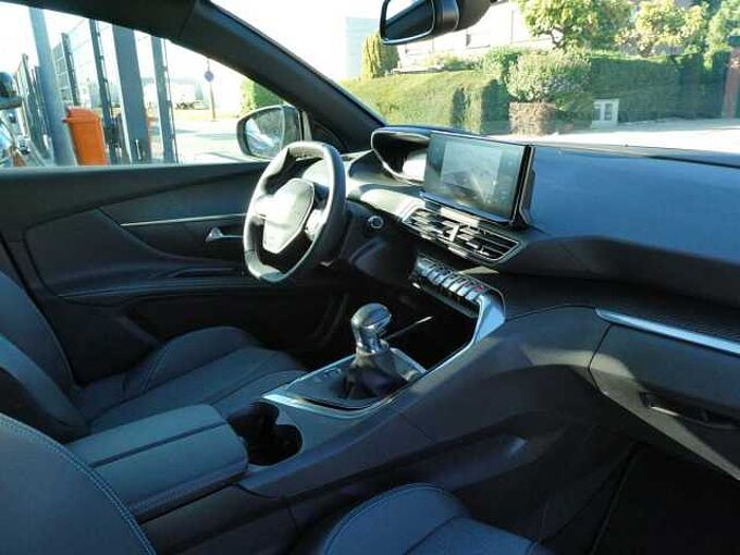 Peugeot 5008 1.2 i 130pk 7 plaatsen Allure Camera ACC BLIS '24 27000km (09545)