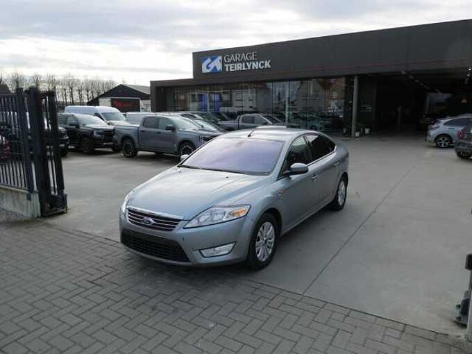 Ford Mondeo 5d 2.0 i benzine 145pk Titanium Leder '10 130000km (52866)