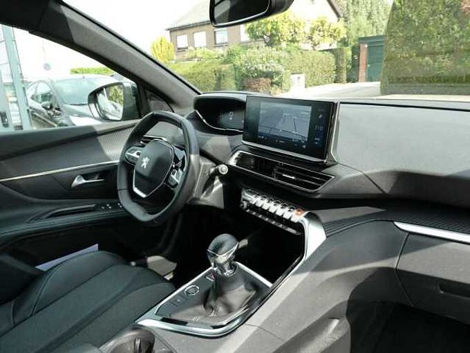 Peugeot 5008 1.2 i benzine 130pk 7pl Allure Camera ACC BLIS '24 34000km (08721)