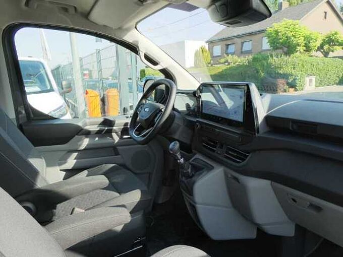 Ford Transit Custom L2 Multi-Use 5pl 320L 2.0 TDCi 136pk Limited Luxe STOCK