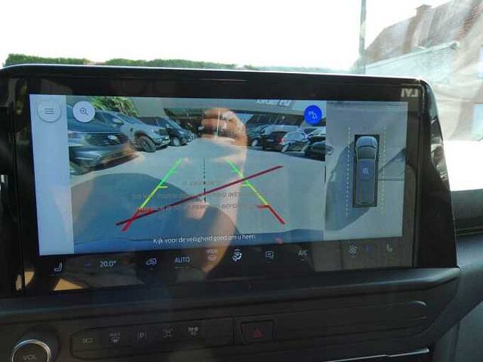 Ford Transit Custom L2 Multi-Use 5pl 320L 2.0 TDCi 136pk Limited Luxe STOCK