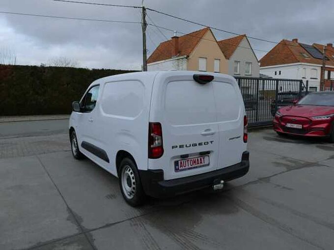 Peugeot Partner L2 1.5 HDi 130pk Automaat 3pl Business Luxe Camera Trekhaak (50040)