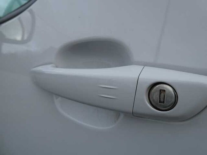 Peugeot Partner L2 1.5 HDi 130pk Automaat 3pl Business Luxe Camera Trekhaak (50040)