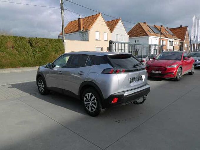 Peugeot 2008 1.2 i 100pk Business Trekhaak '21 53000km (96265)
