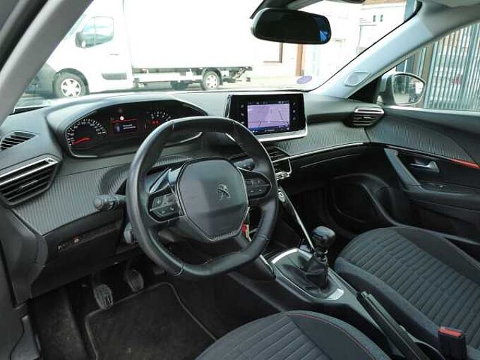 Peugeot 2008 1.2 i 100pk Business Trekhaak '21 53000km (96265)