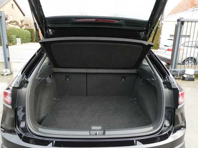 Volkswagen Taigo 1.0 TSi 95pk Business Luxe Camera '25 25000km (51717)