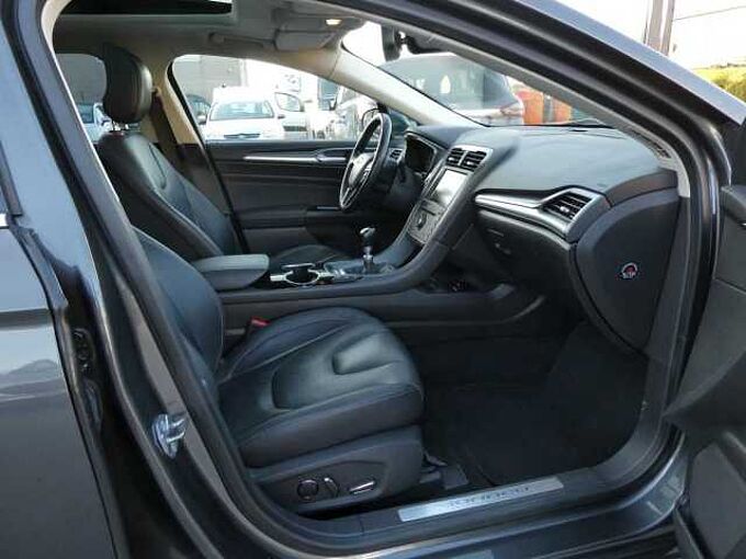 Ford Mondeo Break 1.6 TDCi 115pk Titanium Open Dak Leder '16 144000km (81848)