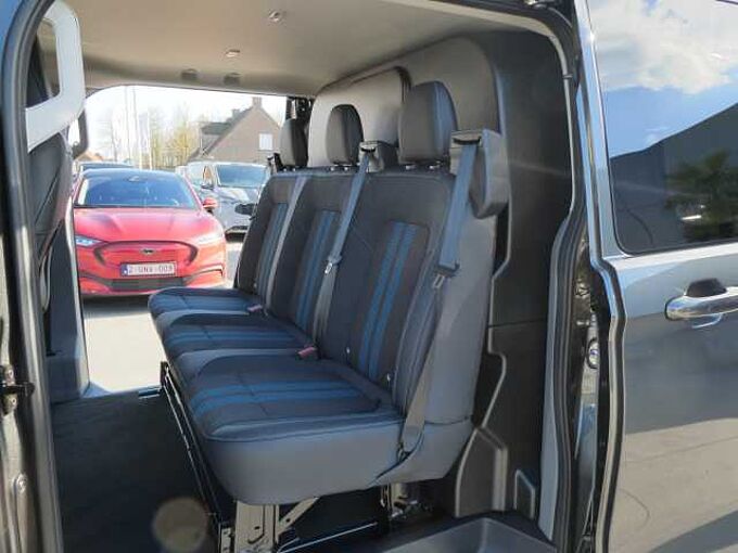 Ford Transit Custom L2 Multi-Use SPORT 5pl 2.5 i PHEV 233pk Automaat STOCK (43406)