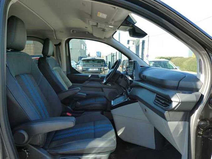 Ford Transit Custom L2 Multi-Use SPORT 5pl 2.5 i PHEV 233pk Automaat STOCK (43403)
