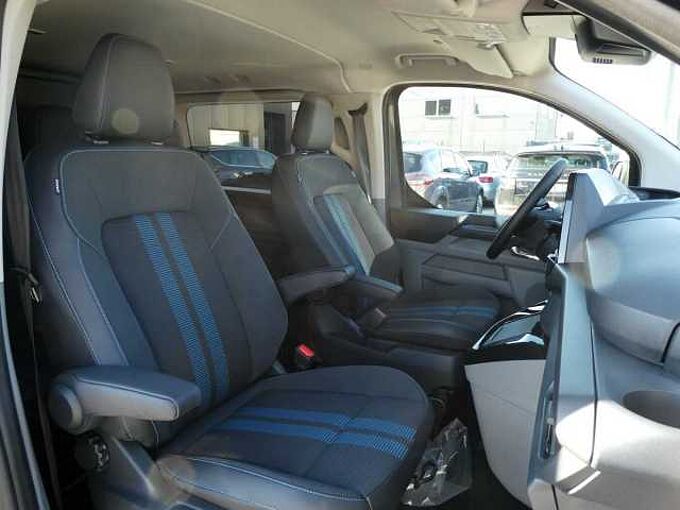 Ford Transit Custom L2 Multi-Use SPORT 5pl 2.5 i PHEV 233pk Automaat STOCK (43403)