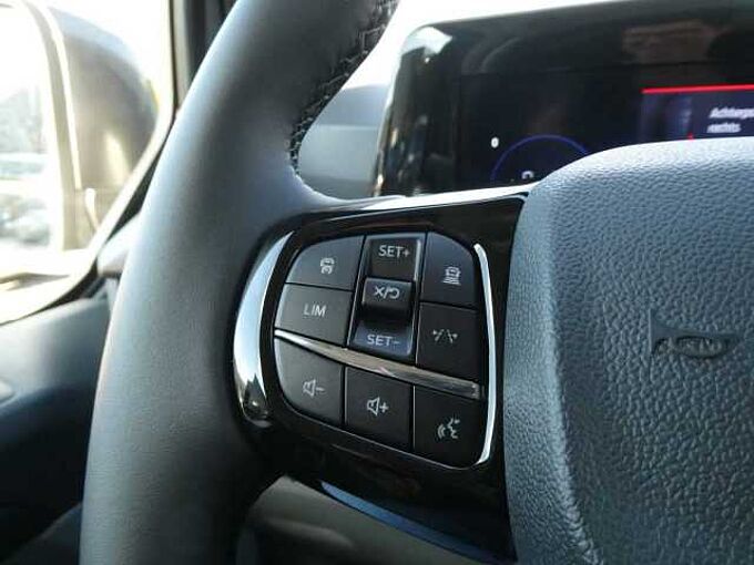 Ford Transit Custom L2 Multi-Use SPORT 5pl 2.5 i PHEV 233pk Automaat STOCK (43403)