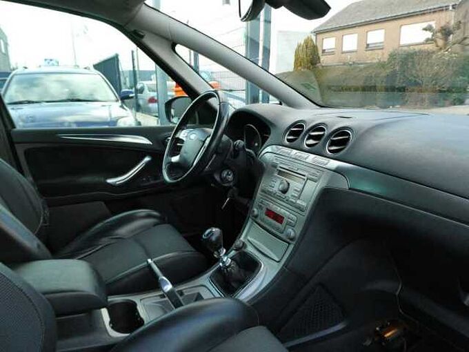 Ford S-Max 2.0 TDCi 140pk Titanium Leder Trekhaak '06 (31818)