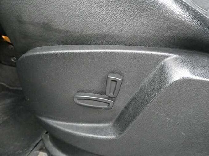 Ford S-Max 2.0 TDCi 140pk Titanium Leder Trekhaak '06 (31818)