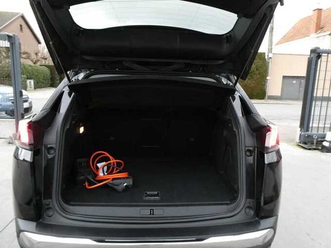 Peugeot 3008 1.6 i PHEV aut 225pk Allure Camera ACC BLIS '22 38000km (78900)
