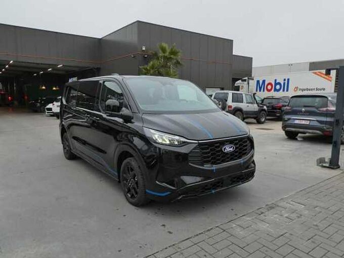Ford Transit Custom L2 Multi-Use SPORT 5pl 2.5 i PHEV 233pk Automaat STOCK (36443)