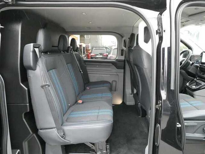 Ford Transit Custom L2 Multi-Use SPORT 5pl 2.5 i PHEV 233pk Automaat STOCK (36443)