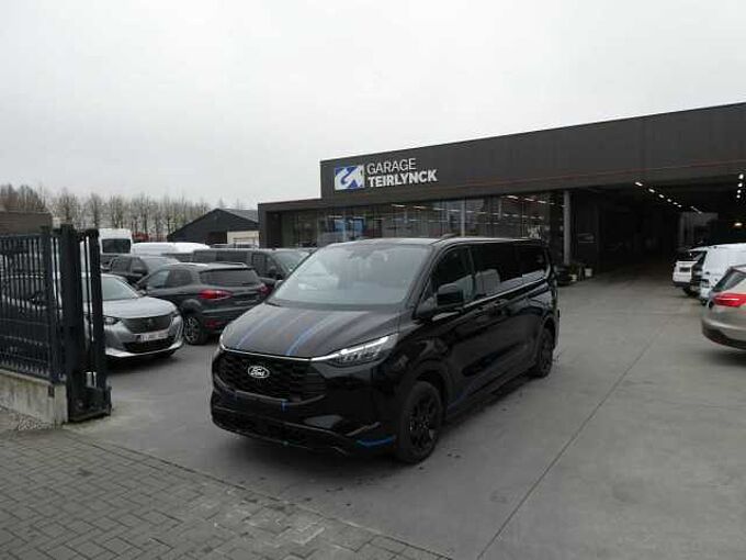 Ford Transit Custom L2 Multi-Use SPORT 5pl 2.5 i PHEV 233pk Automaat STOCK (36443)