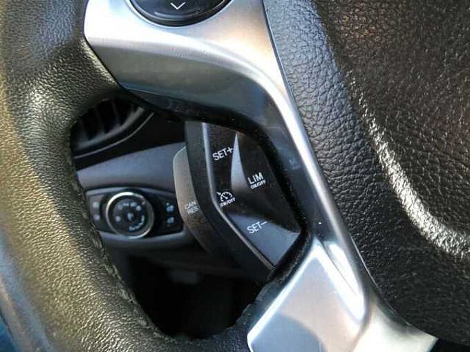 Ford Tourneo Connect 1.6 TDCi 95pk L2 7pl Limited Pano Trekhaak '15 (56037)