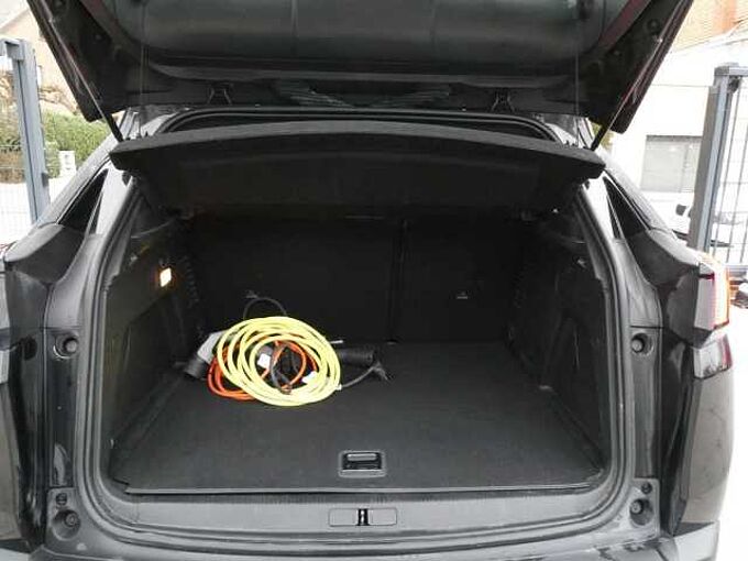 Peugeot 3008 1.6 i PHEV automaat 225pk Business Camera Trekhaak (79856)