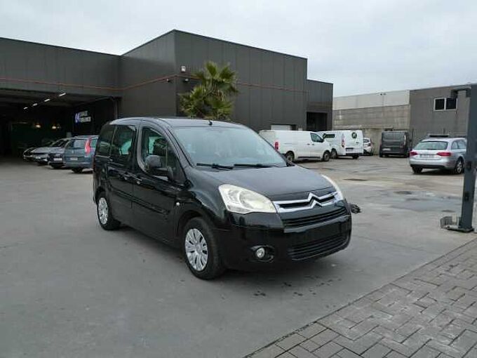 Citroen Berlingo 1.6 HDi 90pk 5pl garantie '09 211000km (14088)