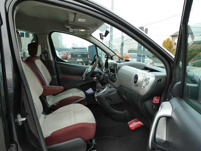 Citroen Berlingo 1.6 HDi 90pk 5pl garantie '09 211000km (14088)