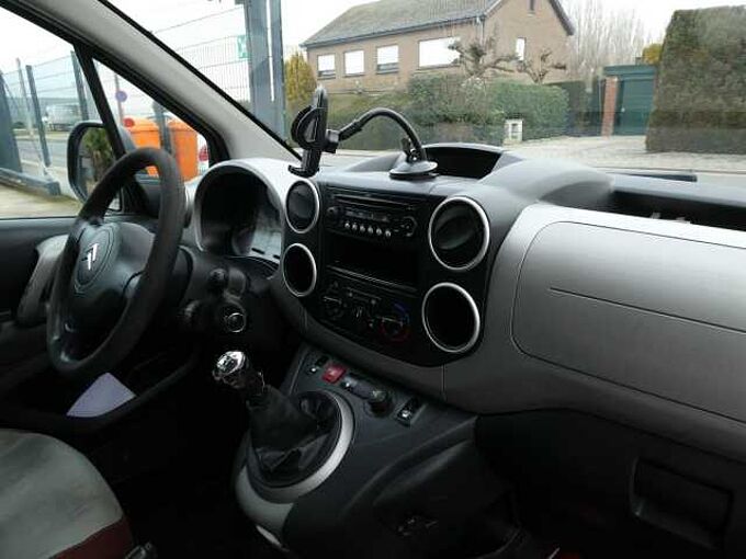 Citroen Berlingo 1.6 HDi 90pk 5pl garantie '09 211000km (14088)