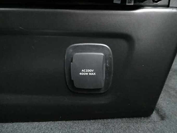 Ford Transit Custom L1 Multi-Use SPORT 5pl 2.5 i PHEV 233pk Automaat STOCK (84801)