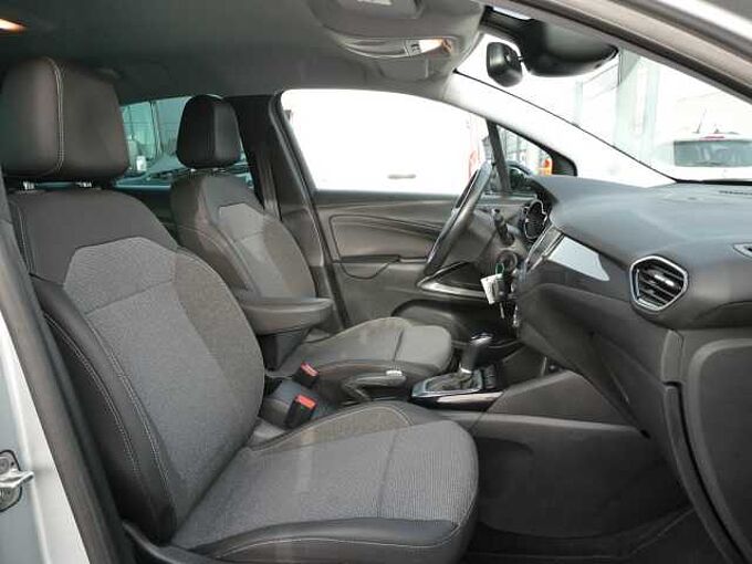 Opel Crossland 1.2 i benzine 130pk Automaat  Business Camera '23 65000km (29380)