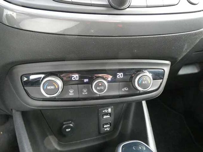 Opel Crossland 1.2 i benzine 130pk Automaat  Business Camera '23 65000km (29380)