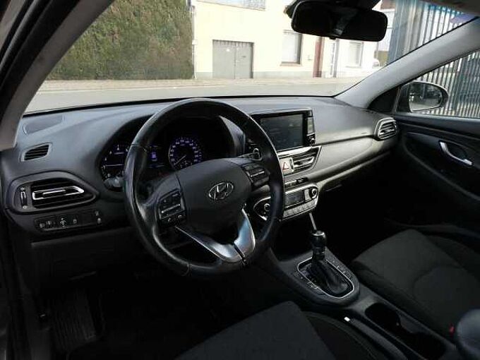 Hyundai i30 Break 1.0 i benzine 120pk Automaat Business Camera (91954)