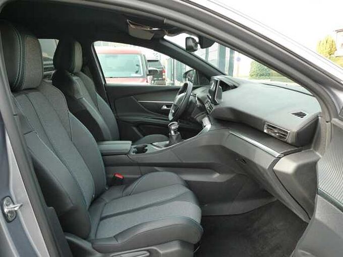 Peugeot 3008 1.2 i benzine 130pk Allure Camera ACC BLIS '24 41000km (28132)