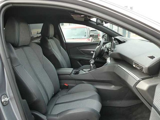 Peugeot 3008 1.2 i benzine 130pk Allure Camera ACC BLIS '24 41000km (28132)