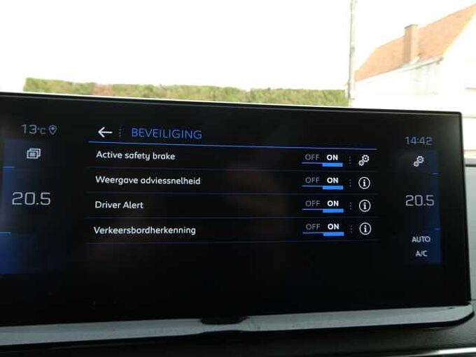 Peugeot 3008 1.2 i benzine 130pk Allure Camera ACC BLIS '24 41000km (28132)