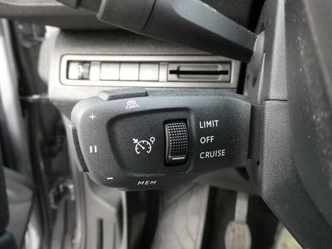 Peugeot 3008 1.2 i benzine 130pk Allure Camera ACC BLIS '24 41000km (28132)