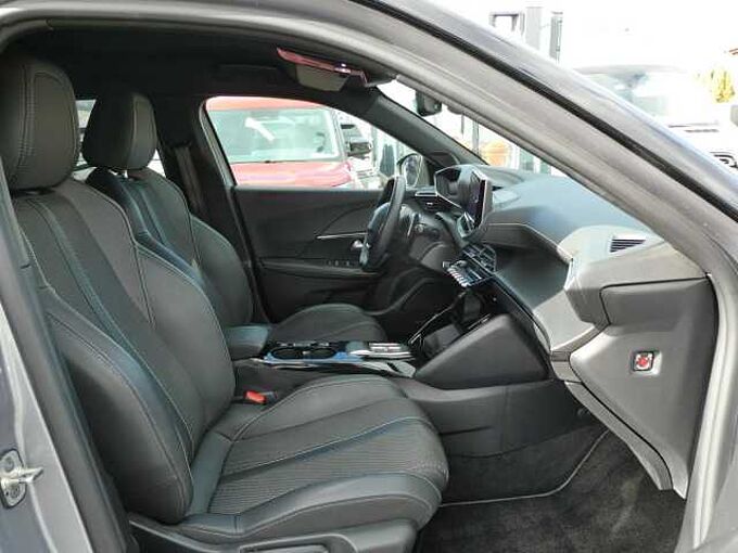 Peugeot 2008 1.2 i 130pk Automaat GT 360&deg; Camera BLIS ACC '24 56000km (25844)