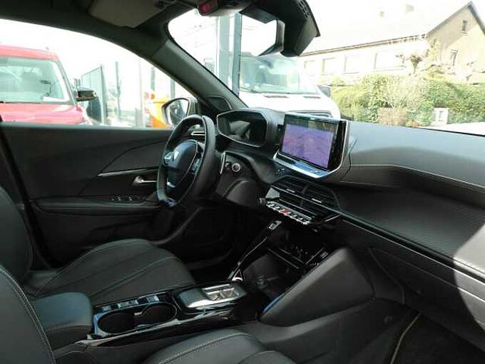 Peugeot 2008 1.2 i 130pk Automaat GT 360&deg; Camera BLIS ACC '24 56000km (25844)