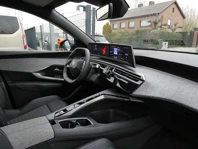 Peugeot 5008 1.2 i MHEV automaat 130pk 7 plaatsen Allure Camera '25 20000km (47629)